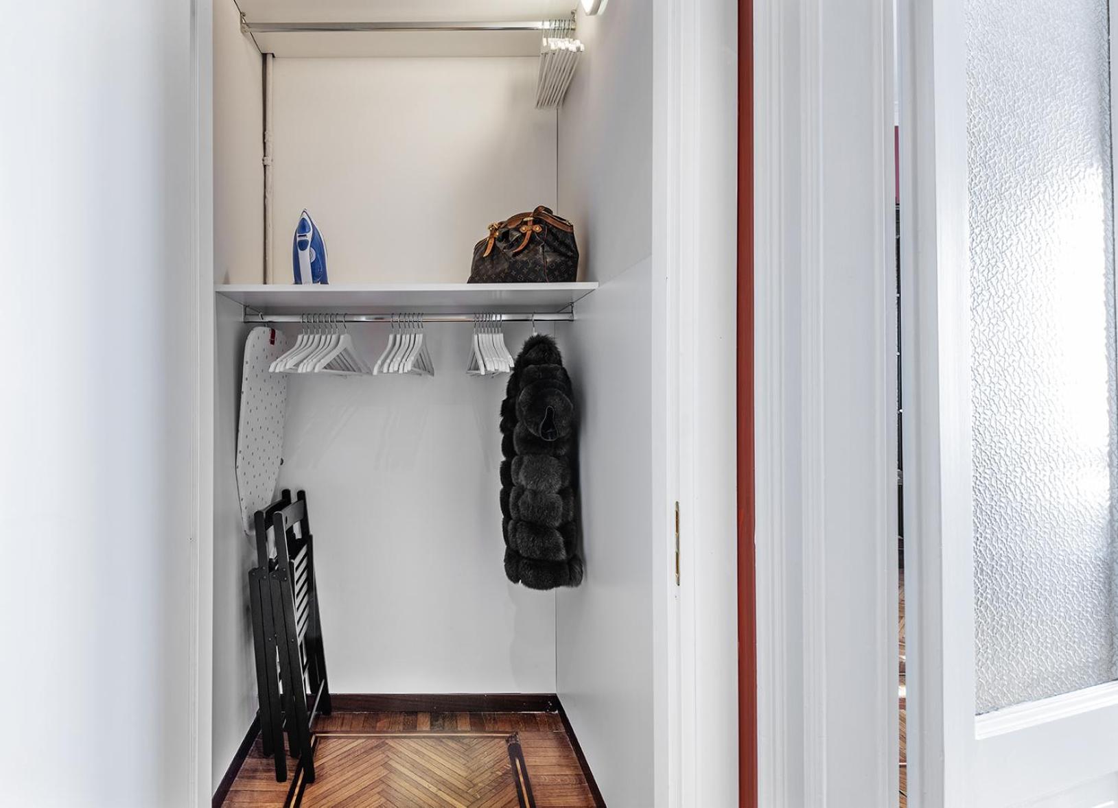 Fifty Eight Montenapoleone Two Bedrooms Milán